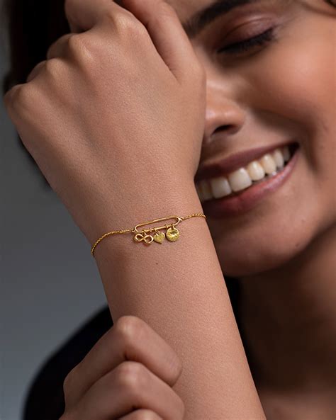 bracelet caratlane gold